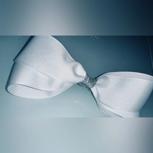 Elegant White Hair Bow with Silver Accent - Picture 5 of 5